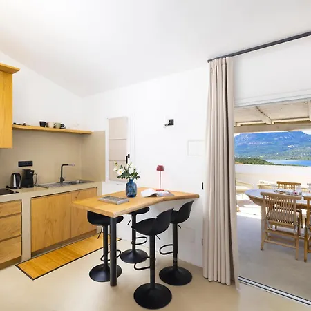 Mh Apartman *